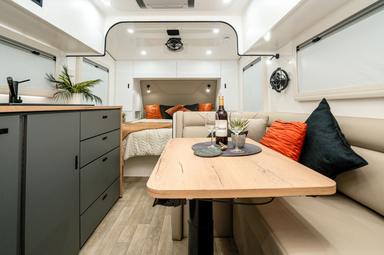 Caravan Layout 5